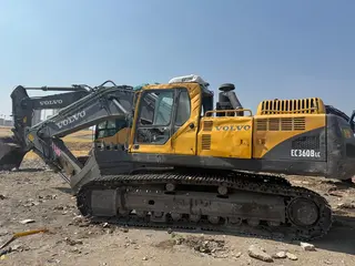 2004 VOLVO EKSKAVATÖR