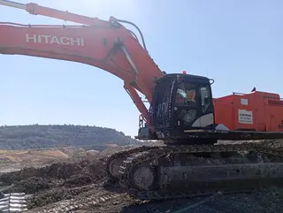2017 MODEL HİTACHİ EKSKAVATÖR 